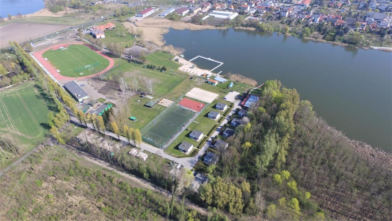 Camping Oaza Blonie Kornik Domki Standard Plus - 3 Pokoje Екстериор снимка