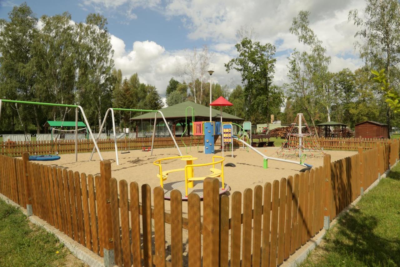 Camping Oaza Blonie Kornik Domki Standard Plus - 3 Pokoje Екстериор снимка